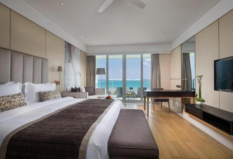 Номер Deluxe Вид на Море, Wyndham Sanya Bay