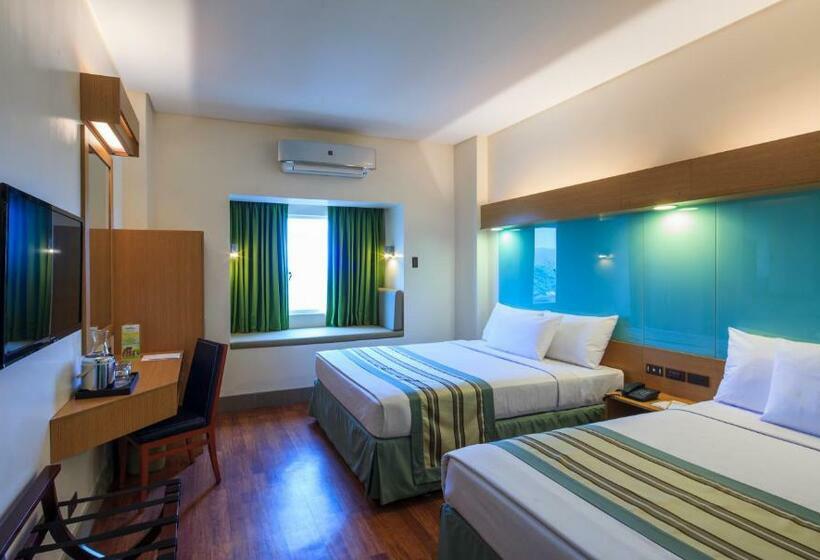 Номер Стандарт, Microtel By Wyndham South Forbes Near Nuvali