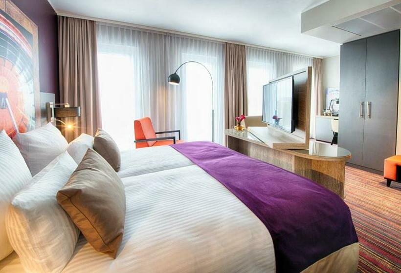 Номер Superior, Leonardo Hotel Munich City South