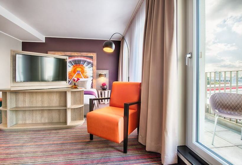 Номер Superior, Leonardo Hotel Munich City South