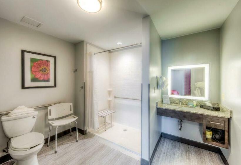 身障者適用キングサイズベッドルーム, Staybridge Suites   University Area Osu, An Ihg