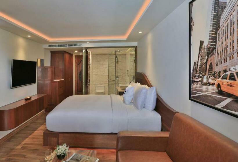디럭스 룸, The Privilege Hotel Ezra Beach Club