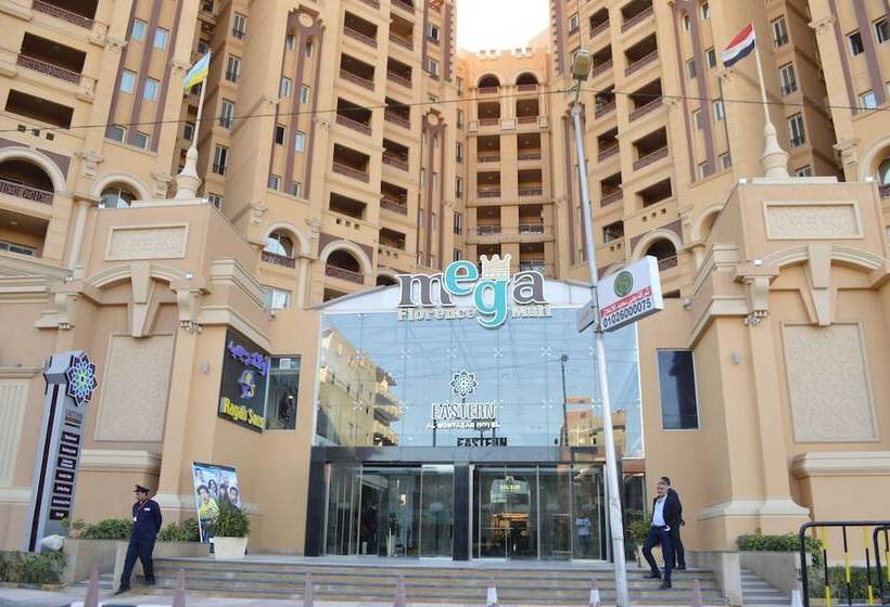 اتاق لوکس با چشم‌انداز استخر, Eastern Al Montazah