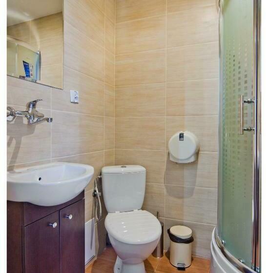 Кровать в Общей Комнате, One World Hostel Kraków