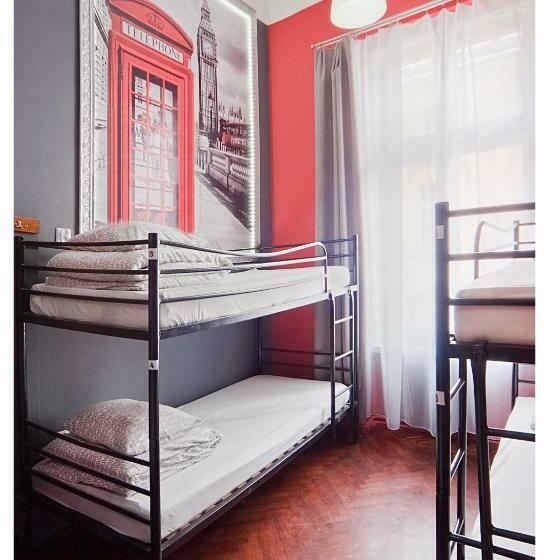 Кровать в Общей Комнате, One World Hostel Kraków