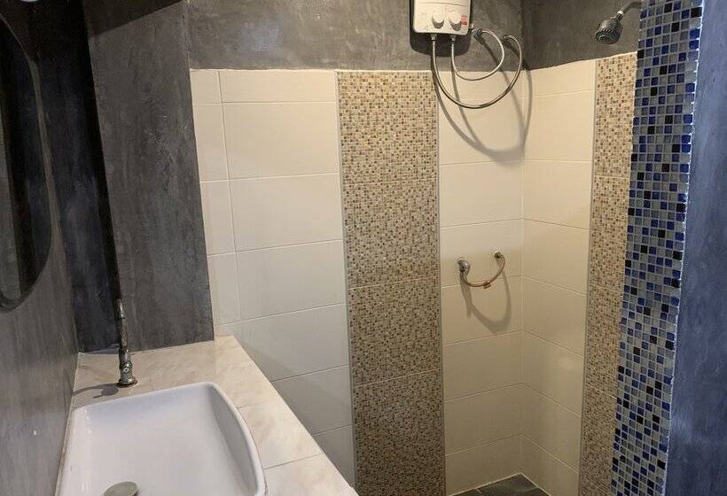 Family Suite, Saikaew Boutique