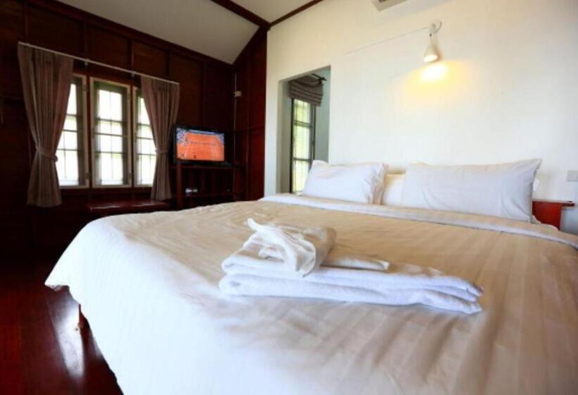 Полулюкс Вид на Сад, Tubtim Resort