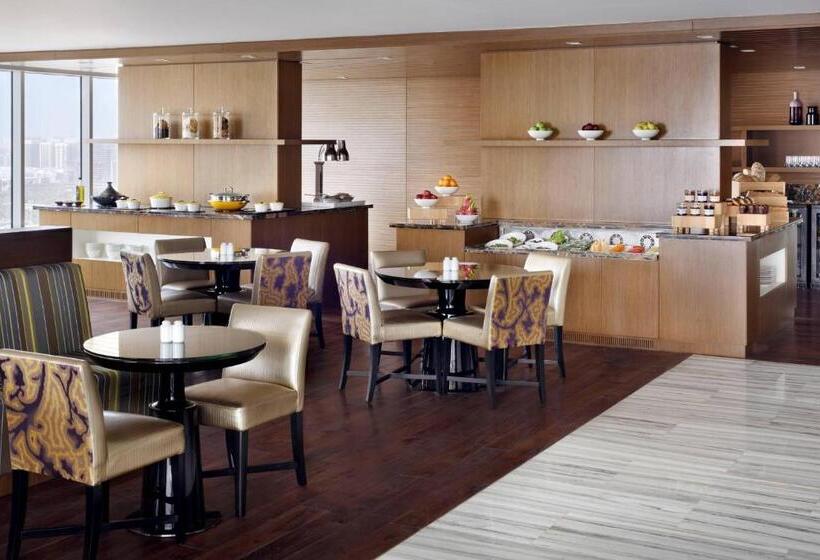 Люкс Кровать Кинг, Marriott Hotel Downtown Abu Dhabi