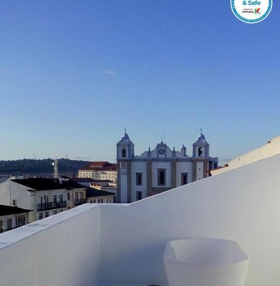 استودیو استاندارد با بالکن, Evora Inn