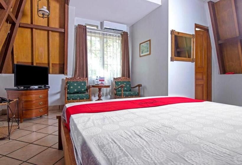 Номер Стандарт, Reddoorz Plus Near Parahyangan University