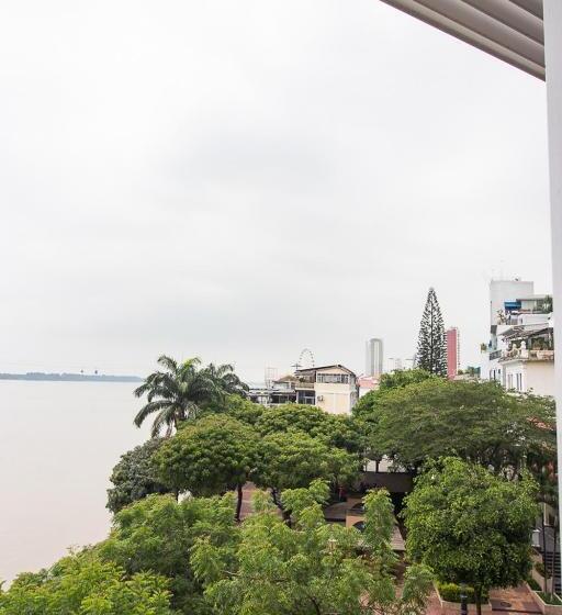 Апартаменты 3 Спальни, 200 M2   Puerto Santa Ana   3 Habitaciones