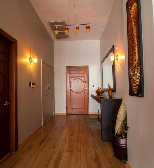 Апартаменты 3 Спальни, 200 M2   Puerto Santa Ana   3 Habitaciones