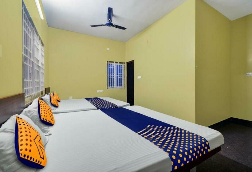 Трехместный Номер Классика, Spot On Hotel Anand Lodge