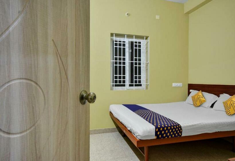 Трехместный Номер Классика, Spot On Hotel Anand Lodge