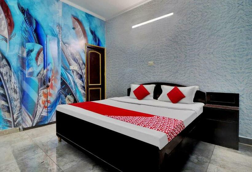 트리플 클래식 룸, Oyo Flagship Riddhi Siddhi Guest House
