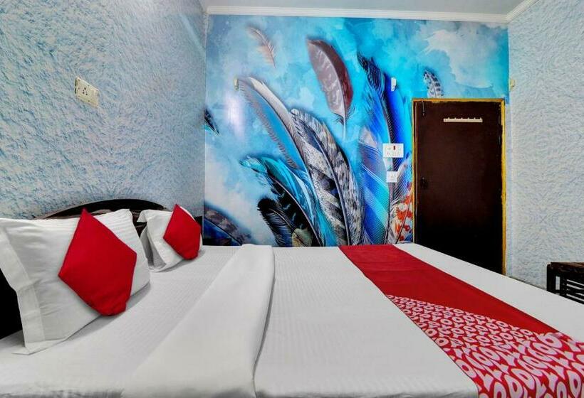 트리플 클래식 룸, Oyo Flagship Riddhi Siddhi Guest House
