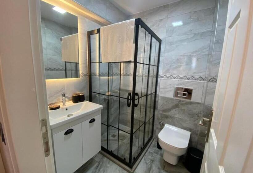 سوییت خانوادگی, Tinos Otel & Bağ Evi 12 Yaş üstü