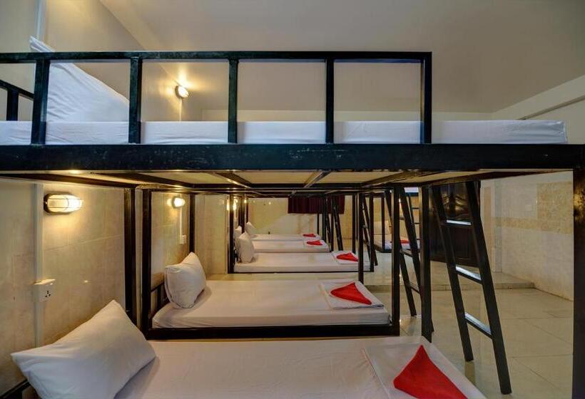 ルームシェアのワンベッド, Siem Reap Pub Hostel