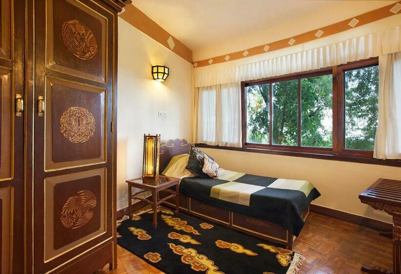 수피리어 룸, Norling House