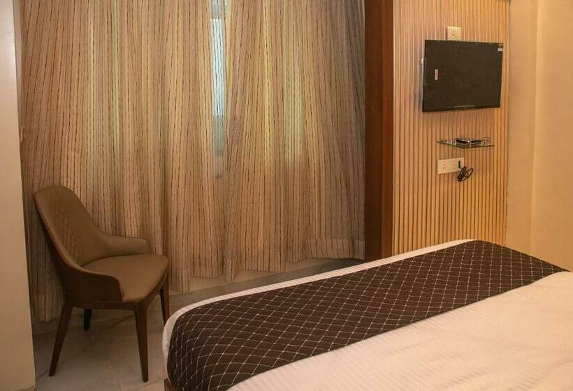 Номер Deluxe Кровать Кинг, Czar Inn   Vashi Navi Mumbai