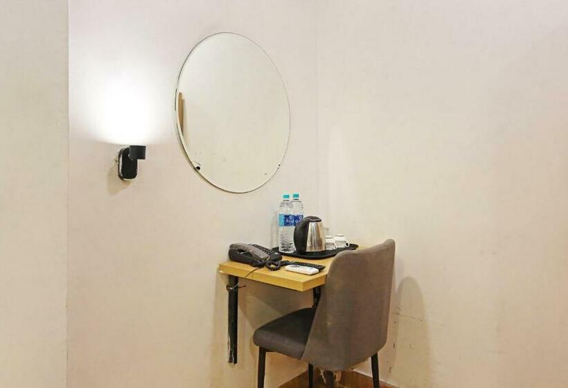 اتاق استاندارد, Raaso Inn Rohini Sec 16 By Arrow