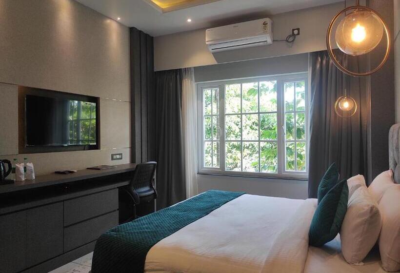 Номер Deluxe, The Dibrugarh Resort