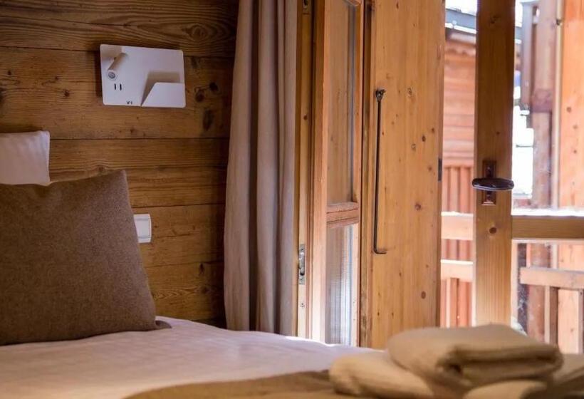 Номер Стандарт с Террасой, Chalet K120   Village Du Praz   Courchevel