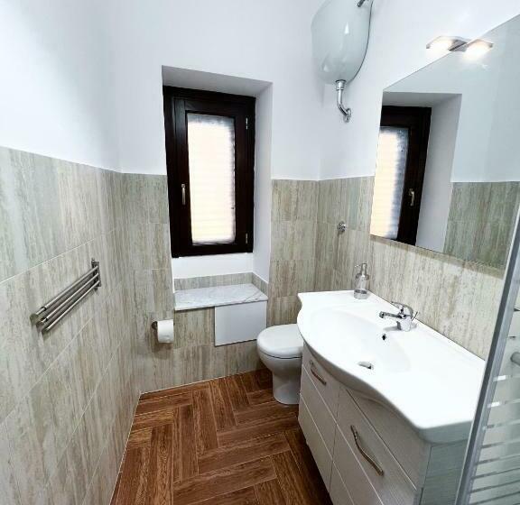اتاق لوکس با چشم‌انداز دریا, The Apartment Agrigento