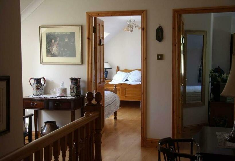 Люкс Вид на Сад, Lis Ardagh Lodge