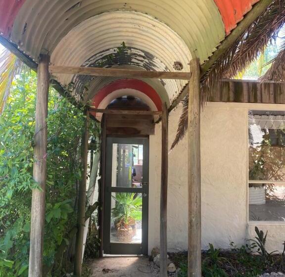 패밀리 룸, The Old Butter Factory At Springhurst Estate