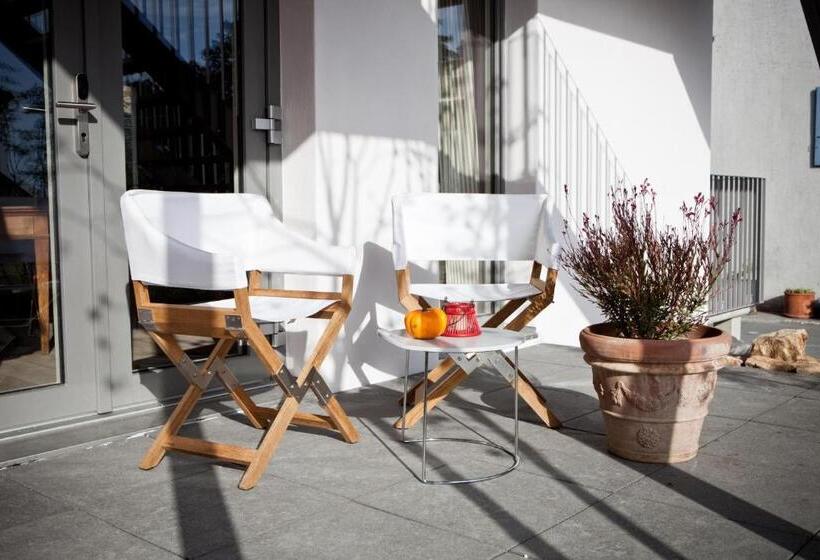 Студио Стандарт с Террасой, Le Coq Chantant B&b And Boutique