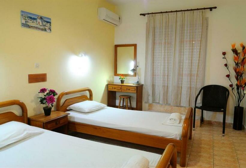 استودیوی استاندارد, Nikos 2 Studios & Apartments