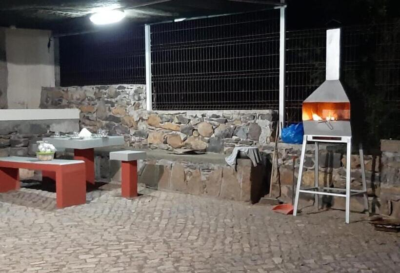 اتاق استاندارد یک نفره, Pensione Casa Da Amizade B&b