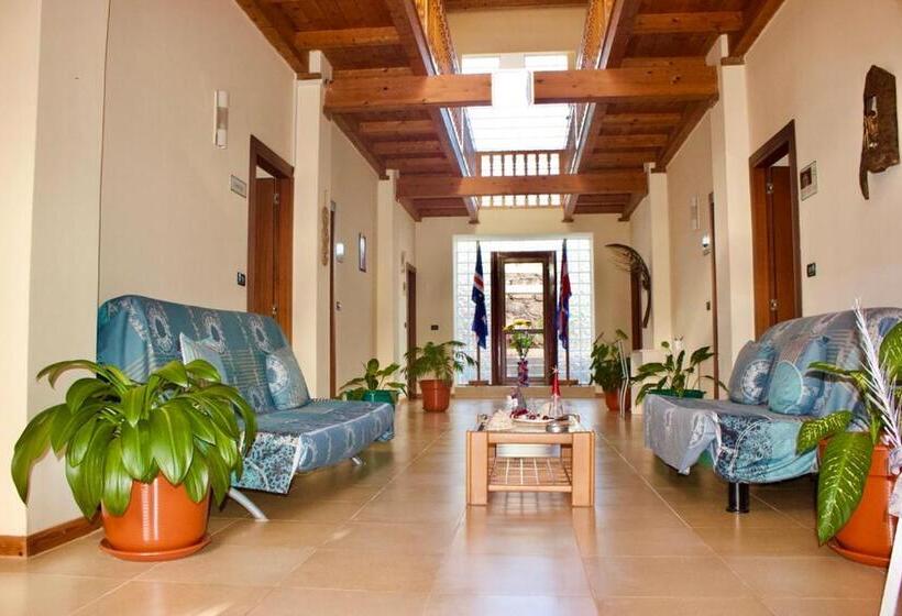 اتاق استاندارد یک نفره, Pensione Casa Da Amizade B&b