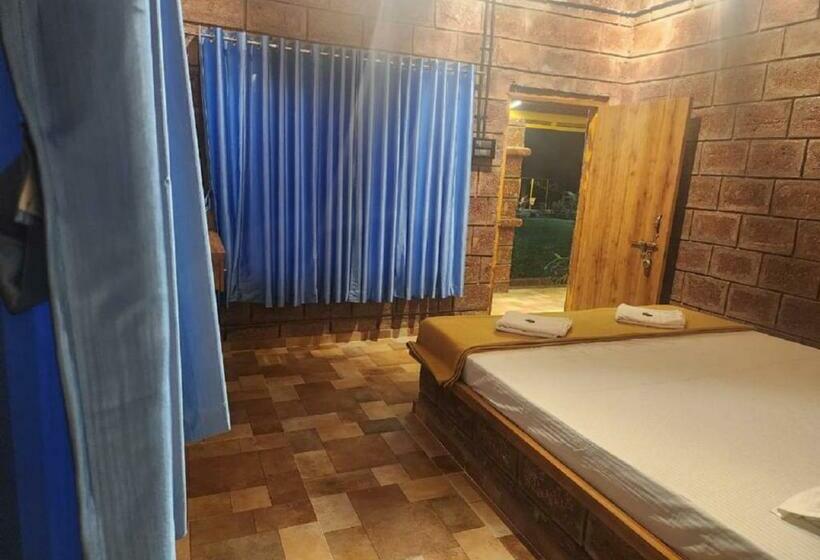 Номер Deluxe, Neel Agro Tourism &resort