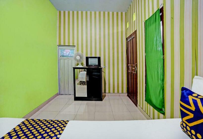 Номер Economy, Spot On 92673 Gang Songo Syariah Homestay
