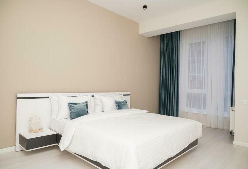 Апартаменты 1 Спальня с Балконом, Dili Town Resort And Spa