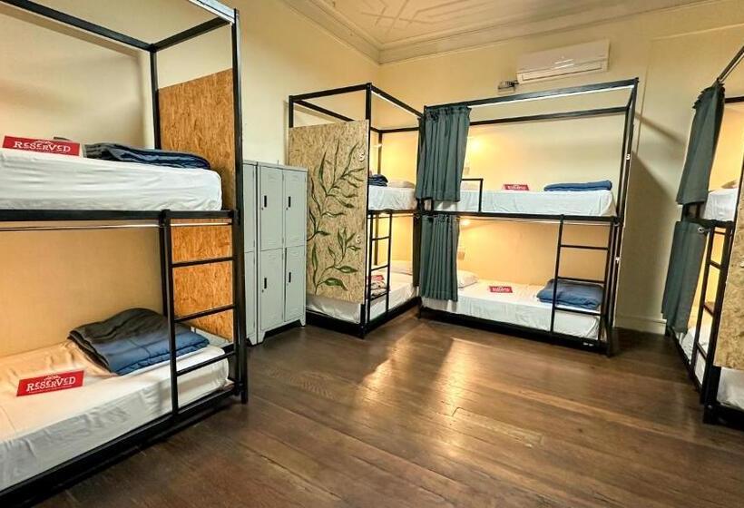 Кровать в Общей Комнате, Ancestral Hostel Barranco
