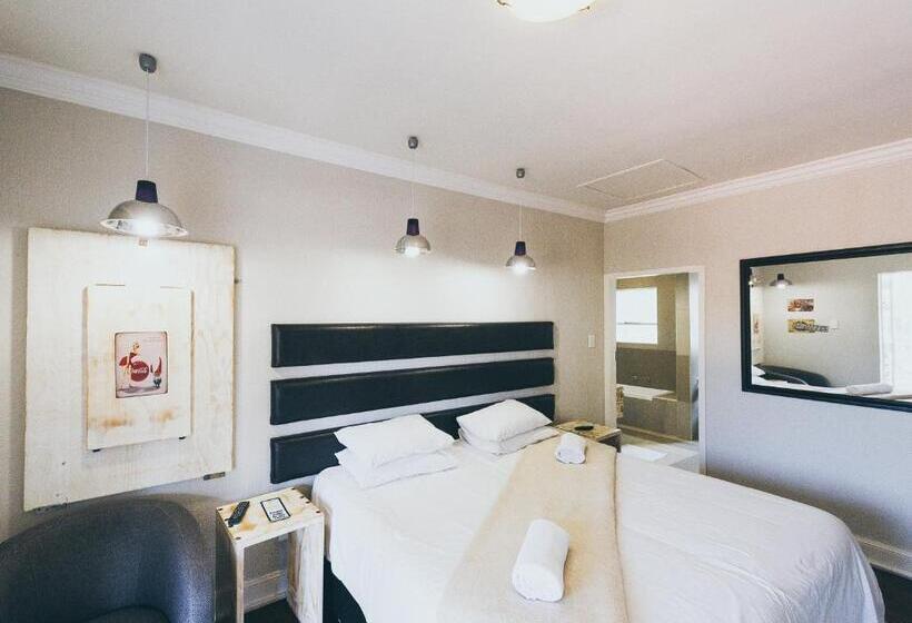 Люкс, B And B Sandton