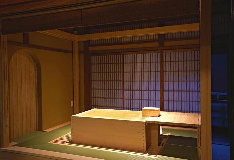 Люкс, Nazuna Kyoto Nijojo
