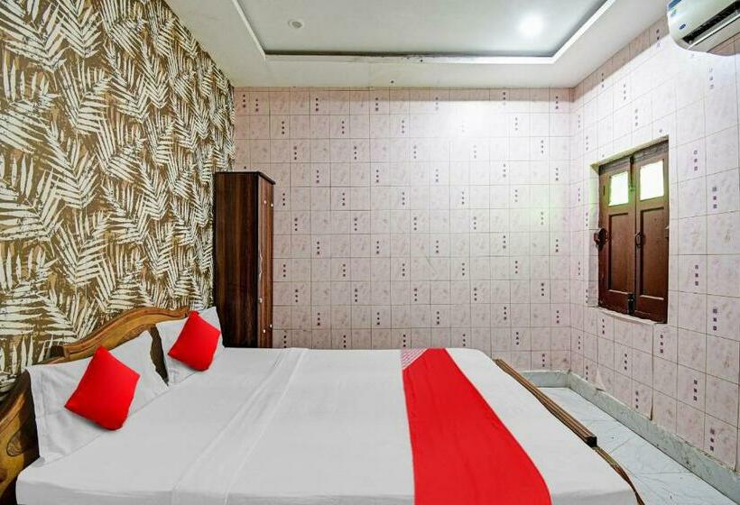 Трехместный Номер Классика, Collection O Hindustan Vila