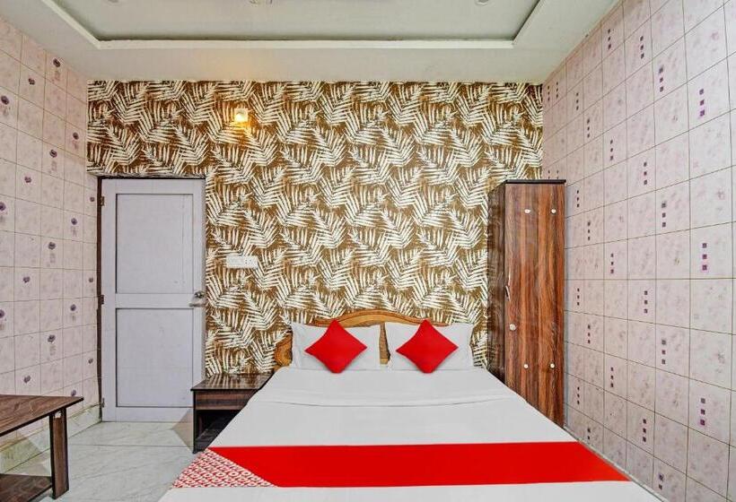 Трехместный Номер Классика, Collection O Hindustan Vila