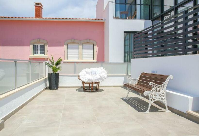 Люкс с Балконом, Pata Da Gaivota Boutique House