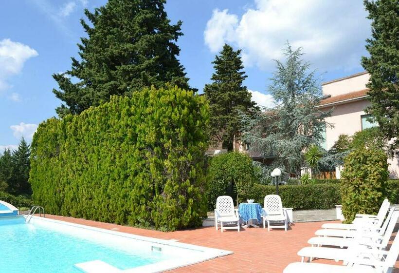 Апартаменты 1 Спальня, Appartamento Con Piscina E Tennis