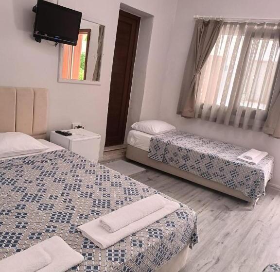اتاق اکونومی, Kalipso Motel