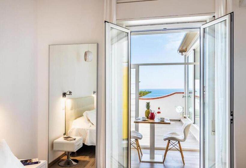 小型套房带海景, Pantanello Rooms Avola