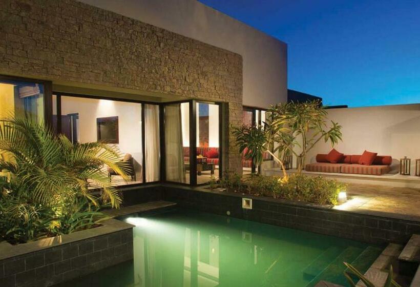 带花园景观和一个卧室的别墅, Al Baleed Resort Salalah By Anantara