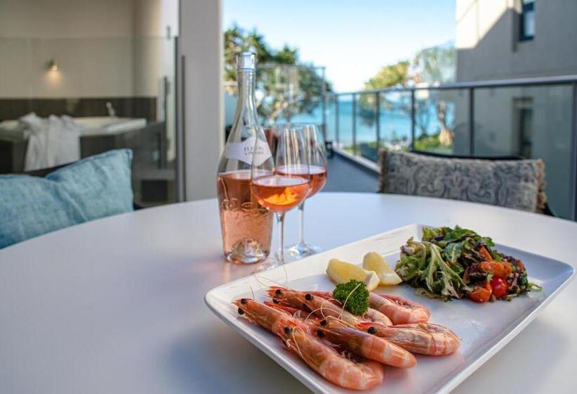 침실 1개 아파트 측면 바다 전망, On The Beach Noosa Resort