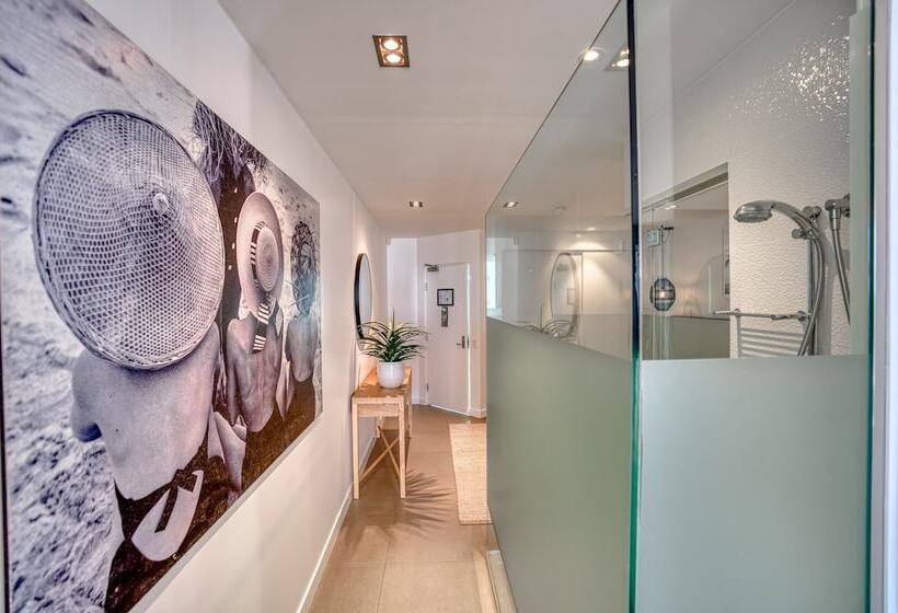 펜트하우스 스위트, On The Beach Noosa Resort