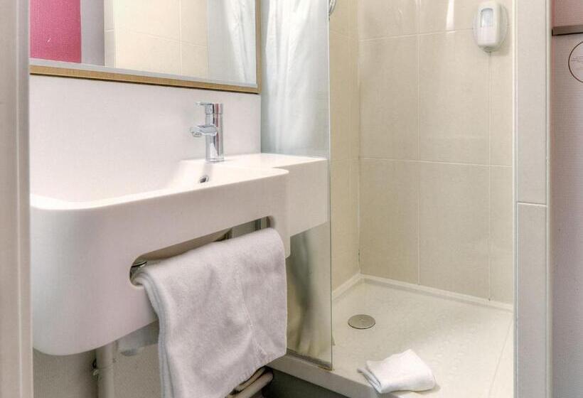 Четырехместный Номер Стандарт, B&b Hotel Salon De Provence